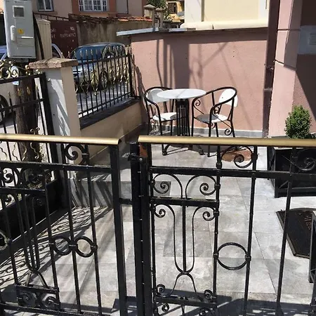 Regia Διαμέρισμα Μπίτολα
